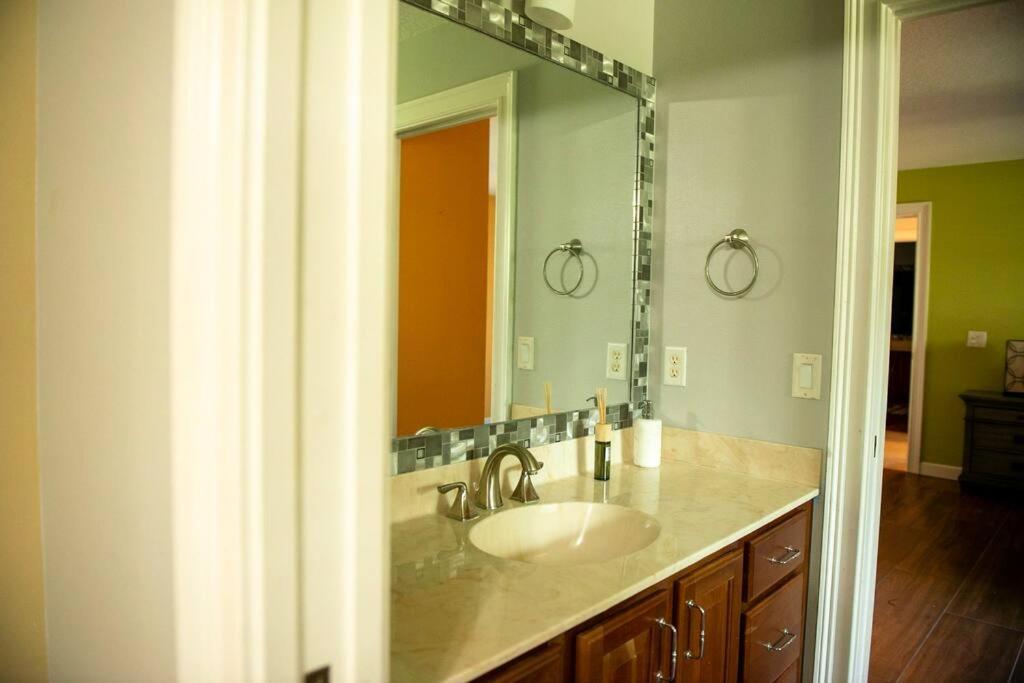 Charming Vacation Home In Port St Lucie. Port St. Lucie エクステリア 写真