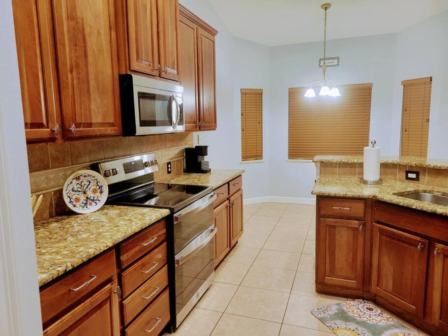 Charming Vacation Home In Port St Lucie. Port St. Lucie エクステリア 写真